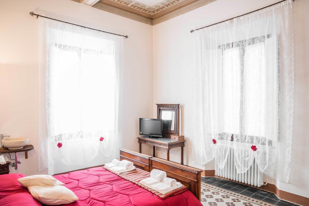 シエーナ ラ キッカ B＆B シエナ Bed & Breakfast 部屋 写真
